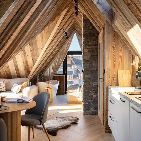 Sichlanskie Spanie Farm stay *