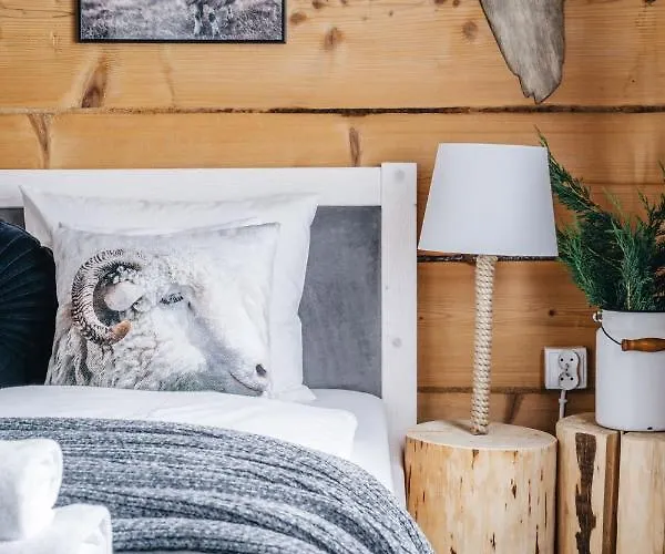 Sichlanskie Spanie Farm stay *